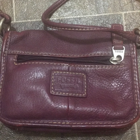 Fossil small hand bag with long strap - Picture 2 of 13